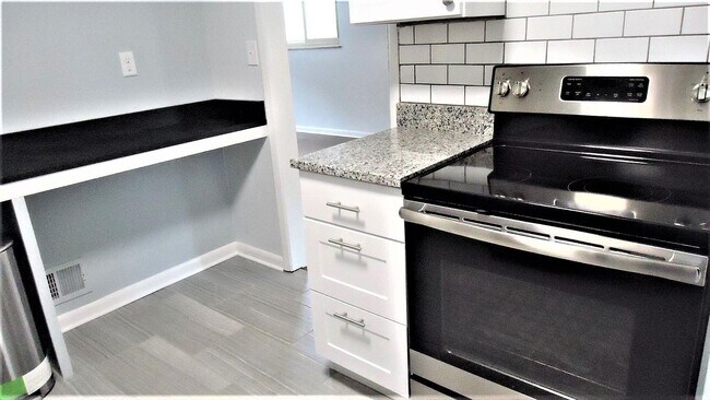 Updated Kitchen - 3130 Northwest Blvd