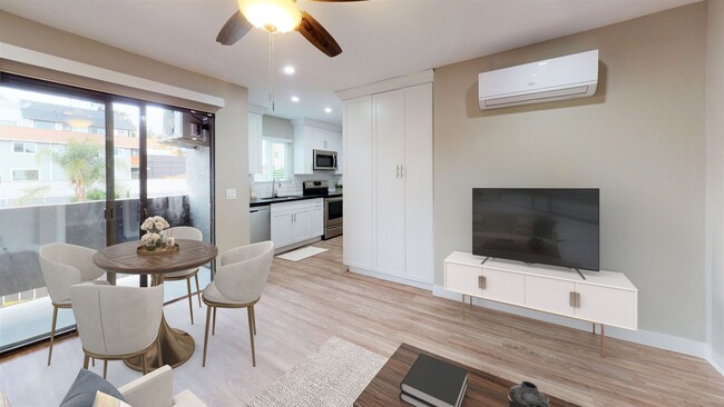 Interior Photo - The Irving