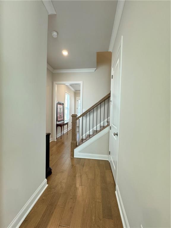 Building Photo - 637 Skytop Dr