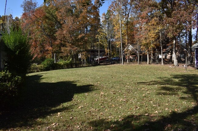 Building Photo - Beautiful Ranch Home