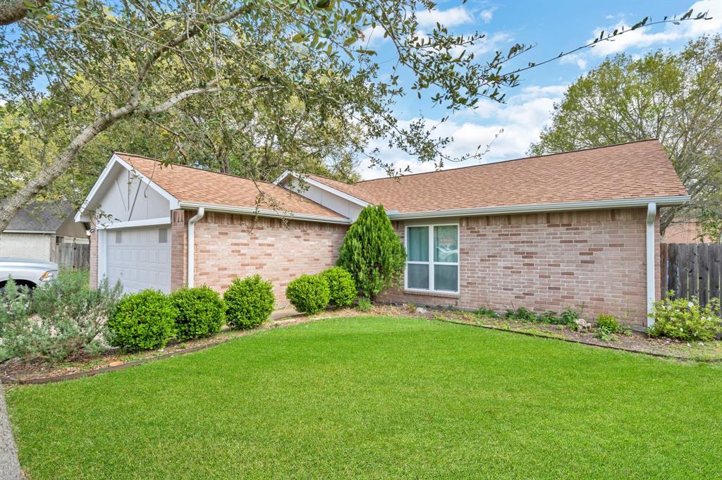 Foto principal - 2402 Blue Mist Ct