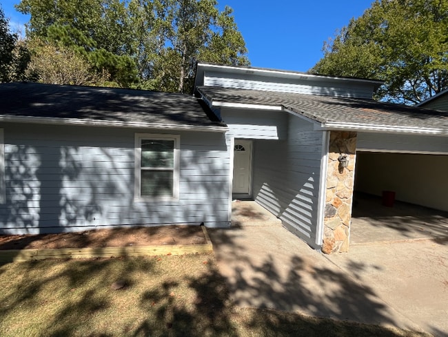 Building Photo - 4059 Sugar Mill Dr