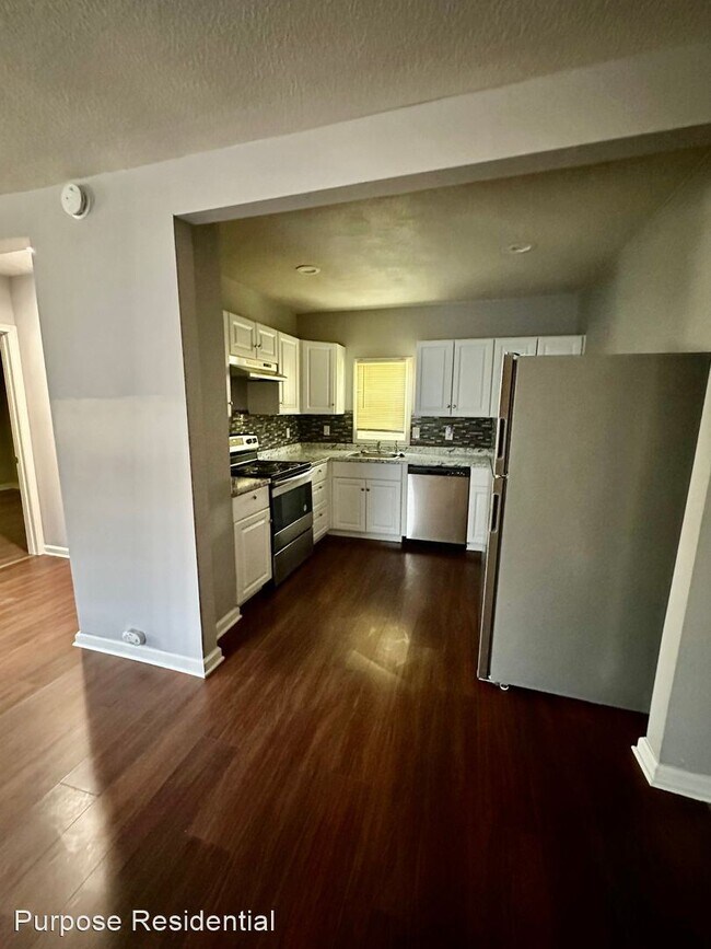 Foto del edificio - 2 br, 1 bath House - 6237 E 12th St