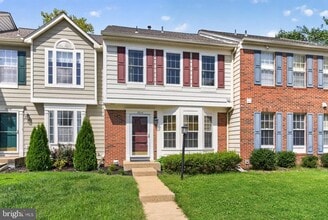 Building Photo - 7014 Gatton Square