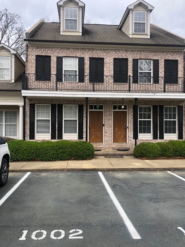 Foto del edificio - 2206 Anderson Rd