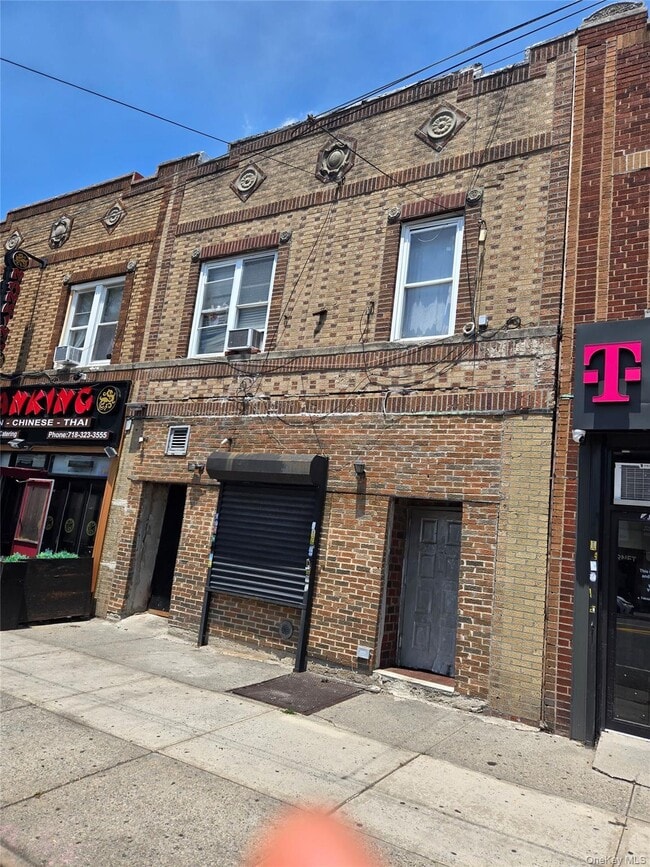 Building Photo - 134-09 Rockaway Blvd