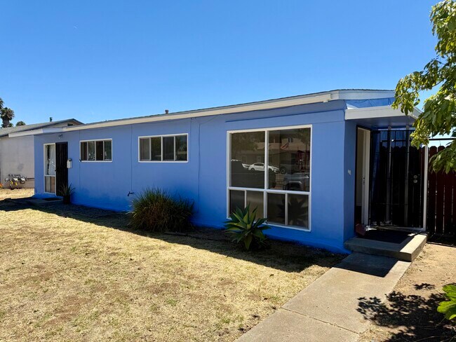 Foto del edificio - 3521 Clairemont Mesa Blvd