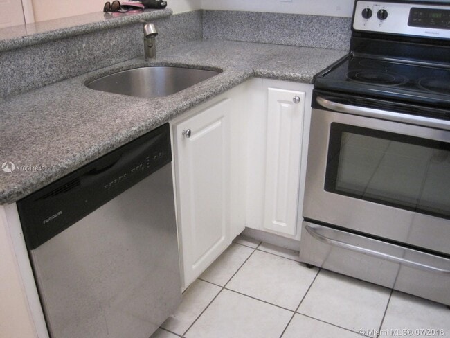 Building Photo - 1851 NW 96th Ter