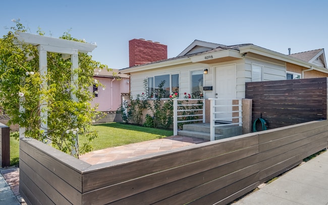 Building Photo - 4098 West 137th Street