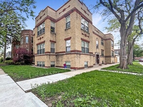 Building Photo - 6766 N Onarga Ave