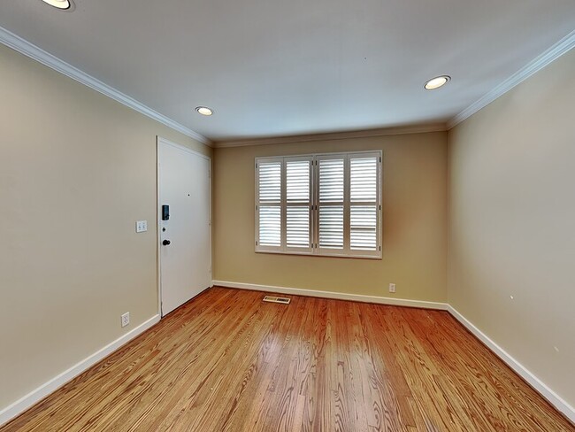 Foto del edificio - 109 Memory Ct