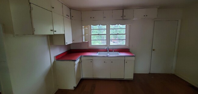 Foto del edificio - 3 Bedroom 1 Bathroom House