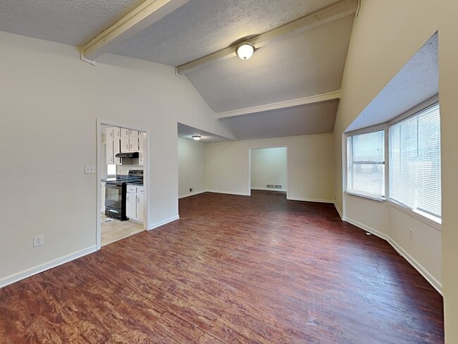 Building Photo - 756 Four Winds Ln
