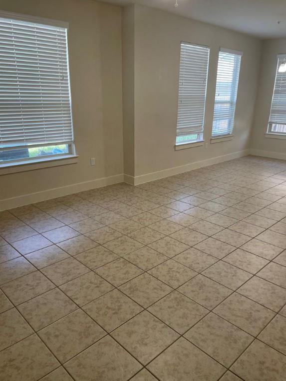 Foto del edificio - 2212 Creekside Ln