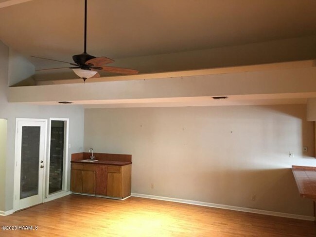 Building Photo - 103 Stonewood Cir