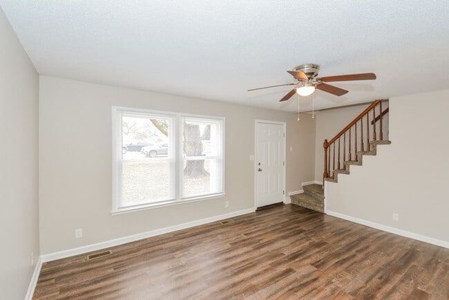 Building Photo - 405 Lillie Belle Ln