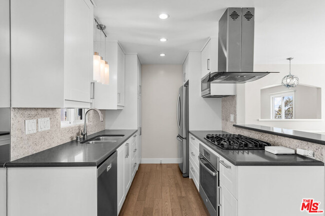 Building Photo - 1540 Marlay Dr