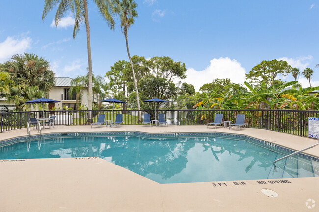 Pool - Sabal Palm Villas