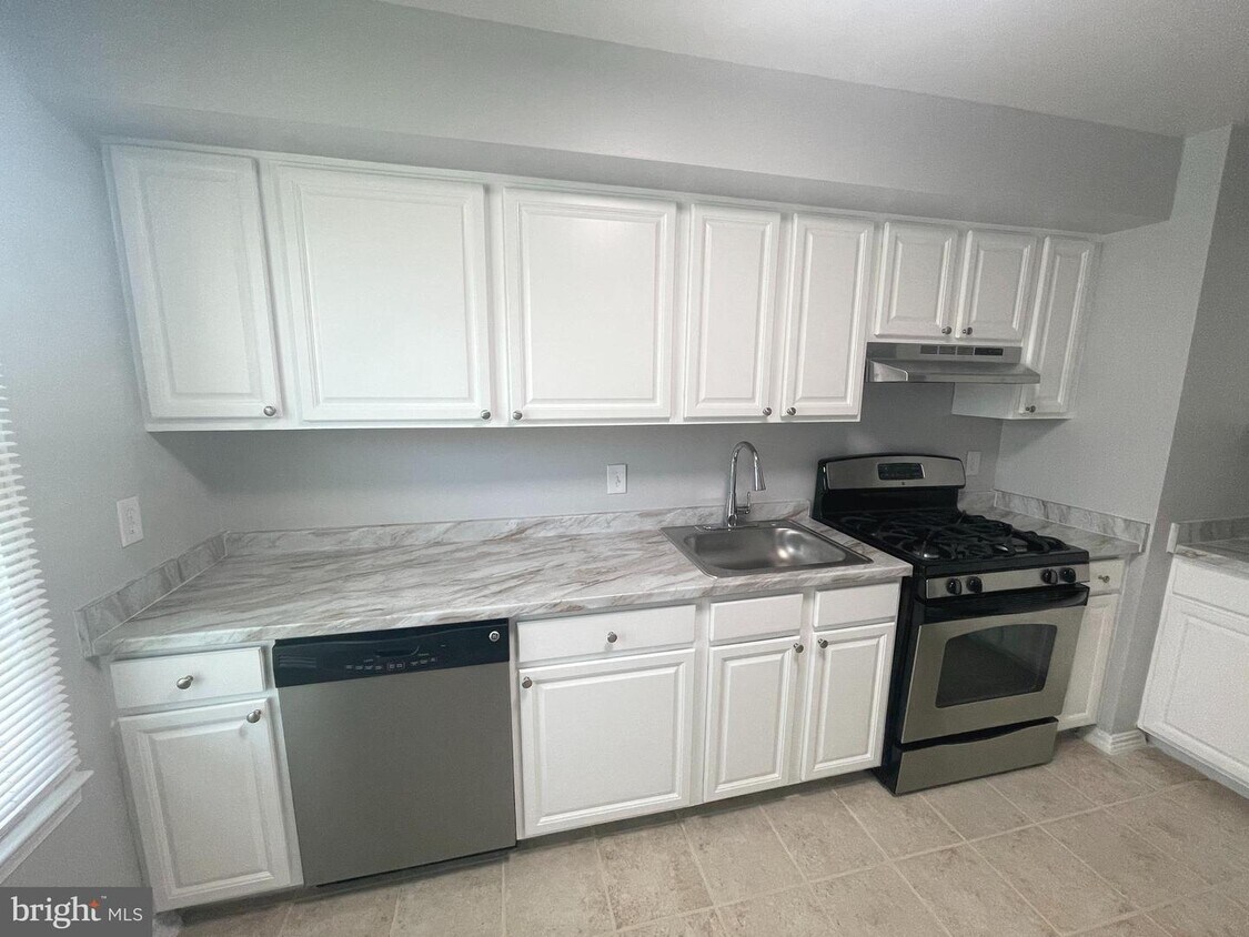 742 Quince Orchard Blvd Unit 74210, Gaithersburg, MD 20878 Apartment