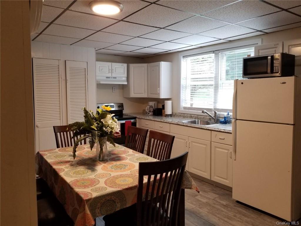 179 Rosemond Rd Unit 2, Woodridge, NY 12789 Room for Rent in