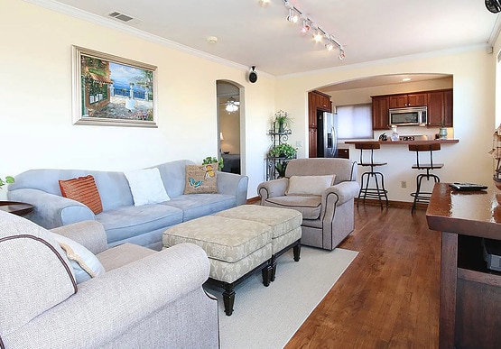 Living Room - 3620 State St