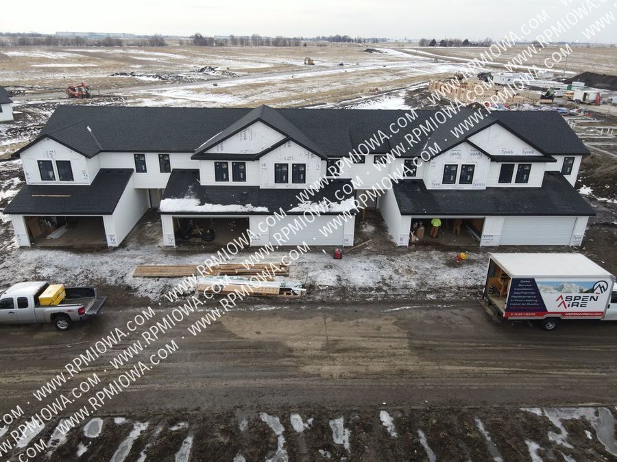 Foto principal - FLEXIBLE LEASE TERMS!! New Construction 3 ...