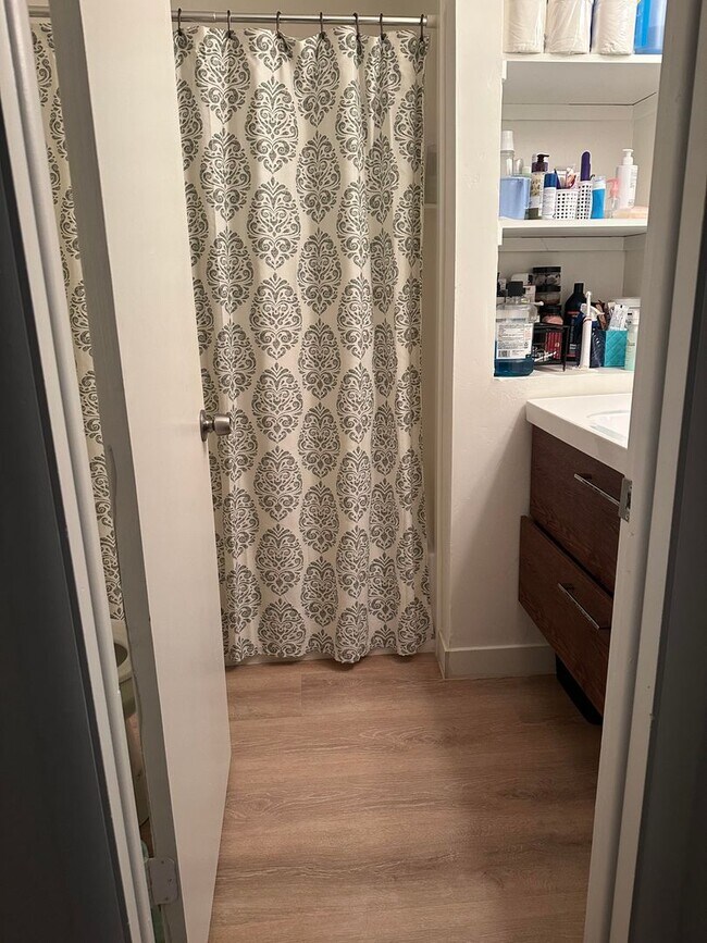 Photo - End Unit Townhome For Rent