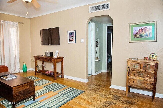 Foto del edificio - 2230 N 9th St