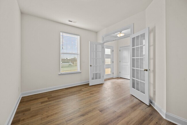Building Photo - 228 Judson Ave