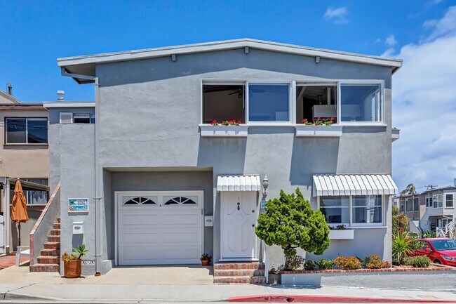 Ocean View Studio front lower unit - 3202 Highland Ave