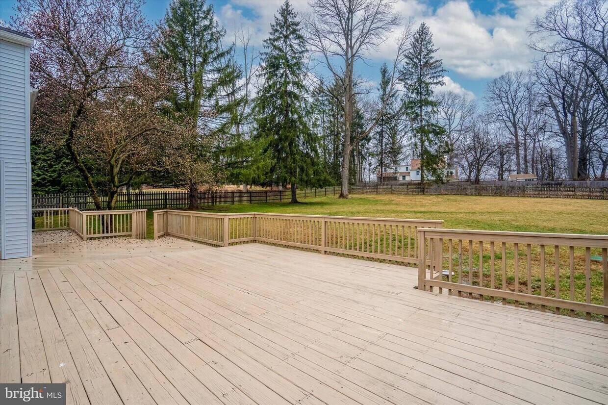 2609 Wayland Rd, Berwyn, PA 19312 House for Rent in Berwyn, PA