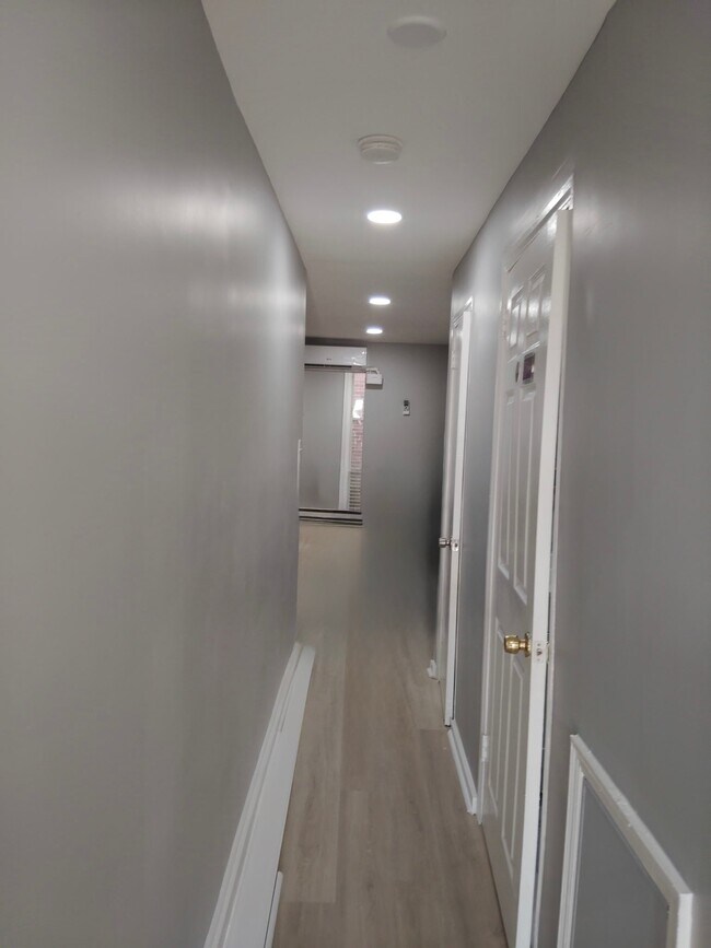 Foto del edificio - 2135 S 8th St