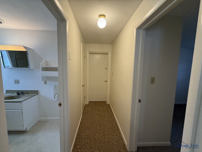 Foto del edificio - 5227 English Ave
