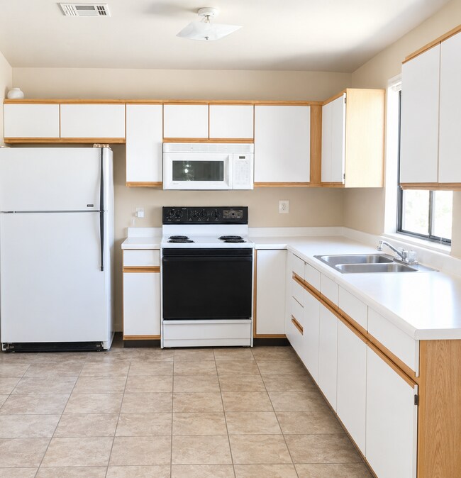 Foto del edificio - 437 N River Ln