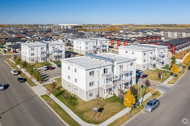 Photo aérienne - Oxford Apartments