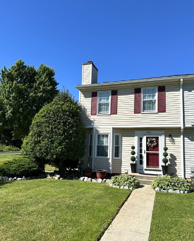 Building Photo - 850 Medinah Cir