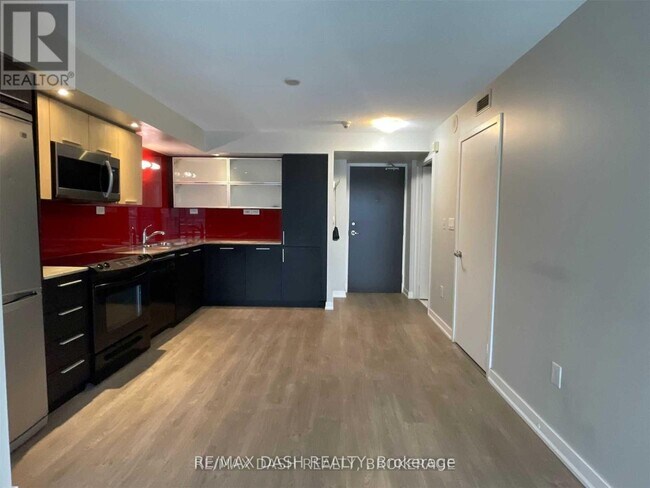 Photo du bâtiment - 906 - 25 CAPREOL COURT