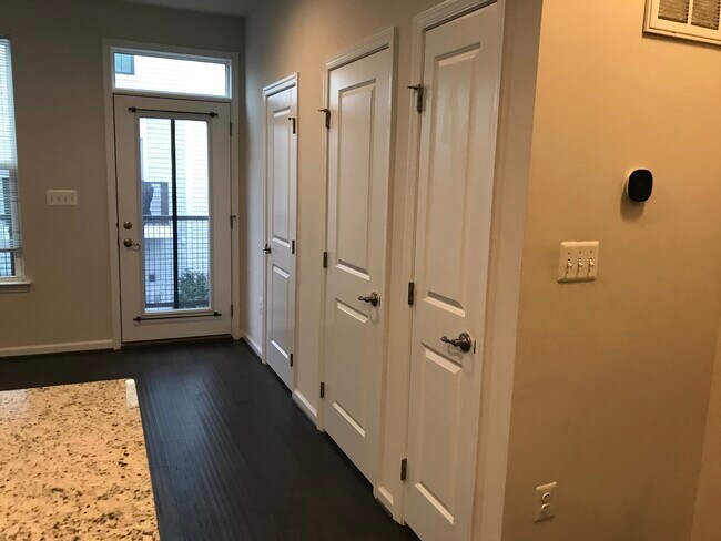 Building Photo - 3101 Bulletin Way