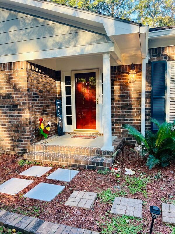 Foto del edificio - 803 Kings Rd