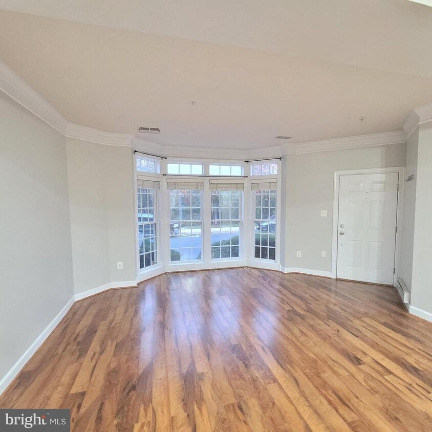 Primary Photo - 3681 Spring Hollow Ln