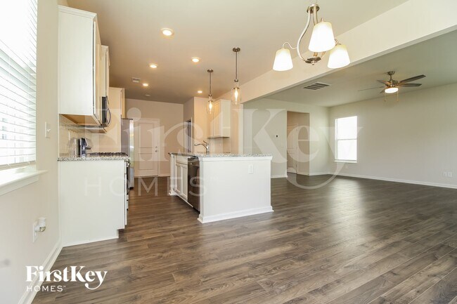 Foto del edificio - 304 Ashborne Ln