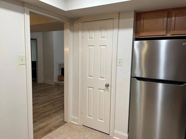 Foto del edificio - 8155 Jefferson Hwy