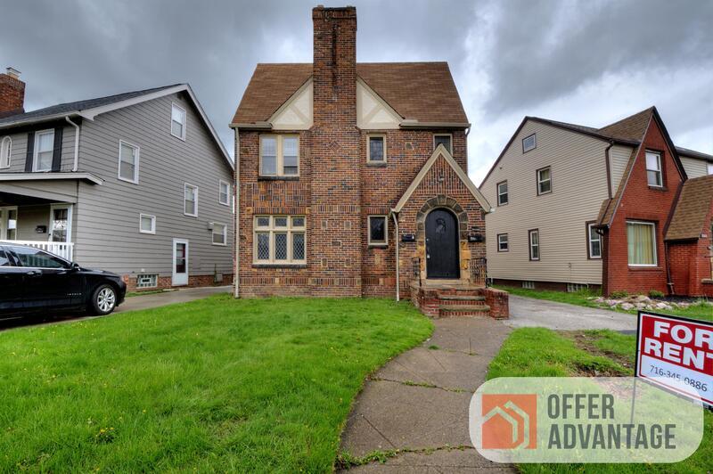 2107 Wynn Rd University Heights, OH 44118 – photo 1 of 10
