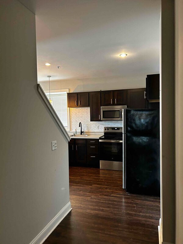Foto del edificio - 970 Ridge Ave