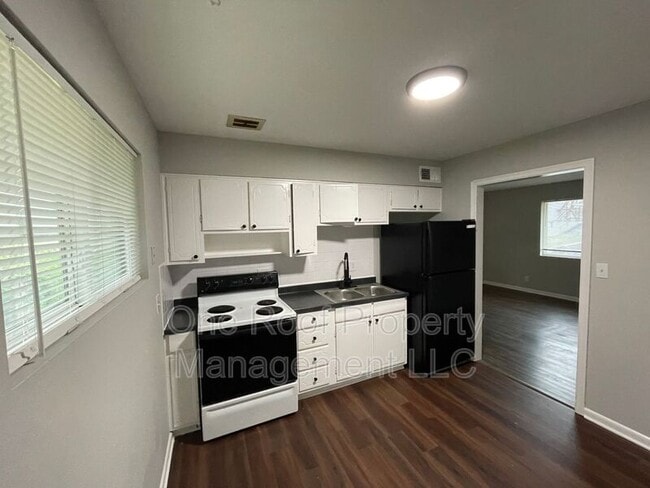 Foto del edificio - 636 N 31 St