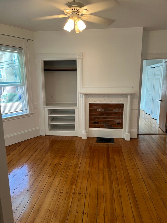 living room - 69 Calumet St