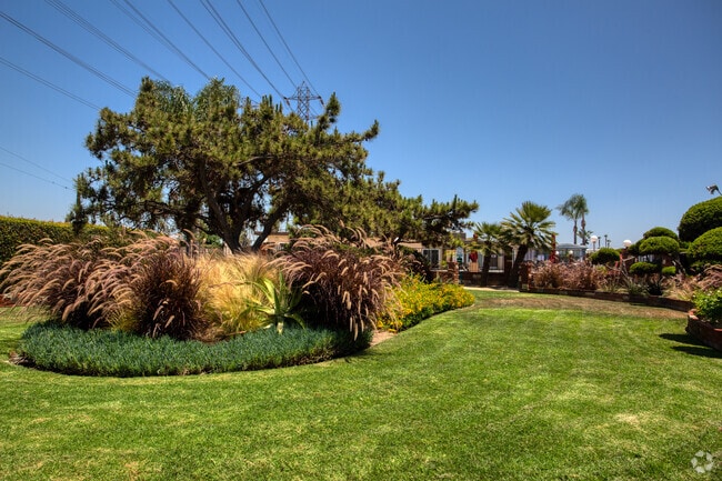 Building Photo - Garden West Estates (55+ Senior)