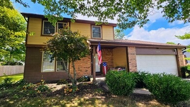 Building Photo - 12245 Woodsfield Cir E