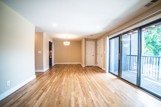 Foto del edificio - 4060 McGee St