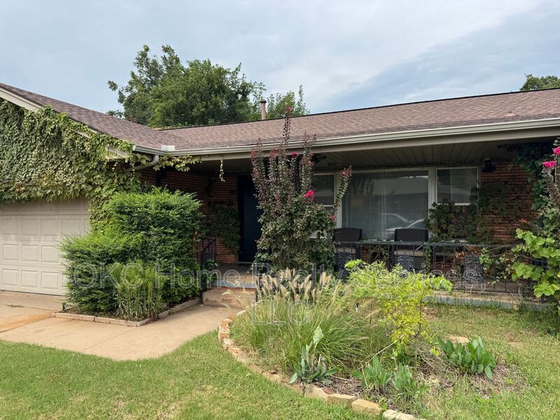 Photo - 3333 NW 62nd St